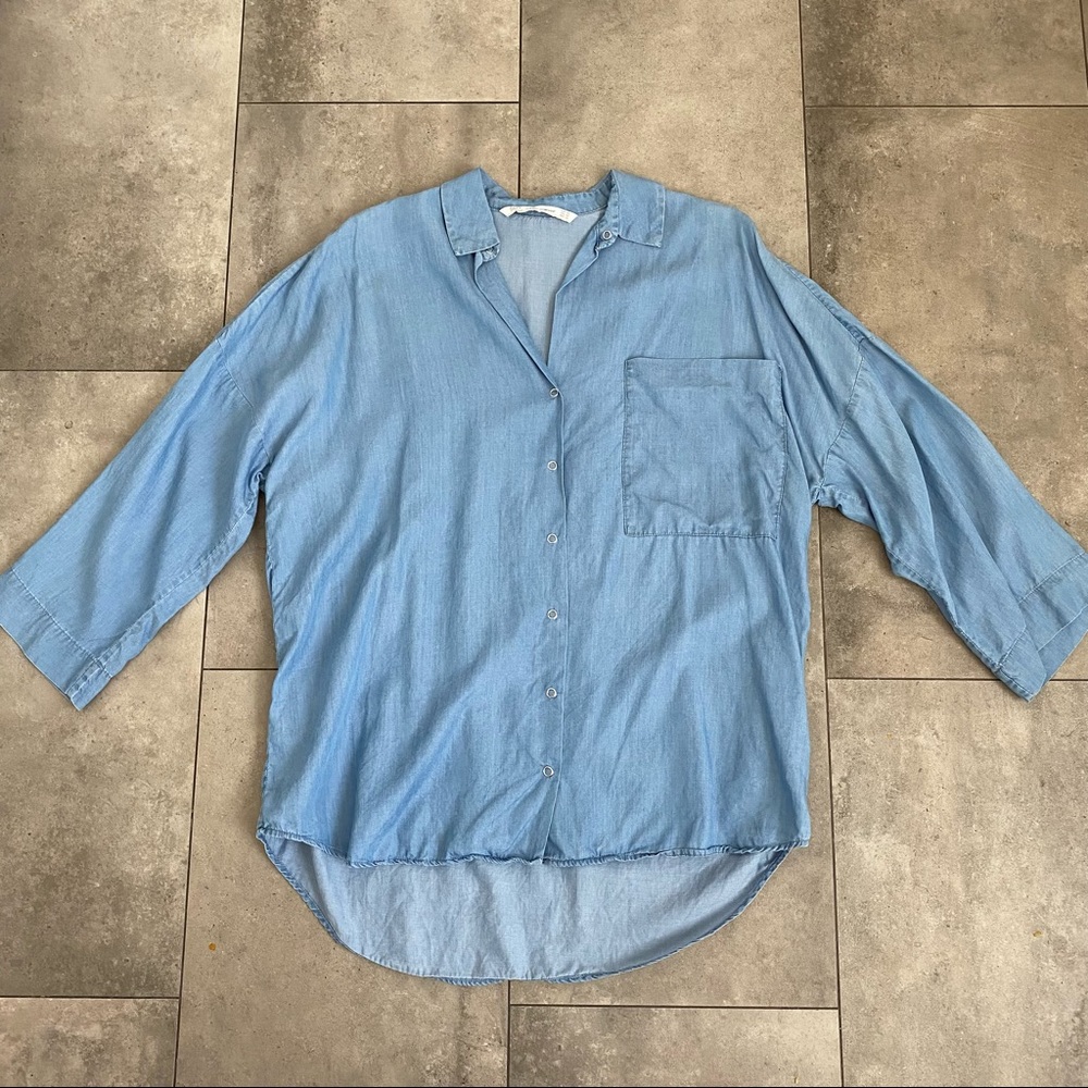 Zara denim wear blue chambray button down XS